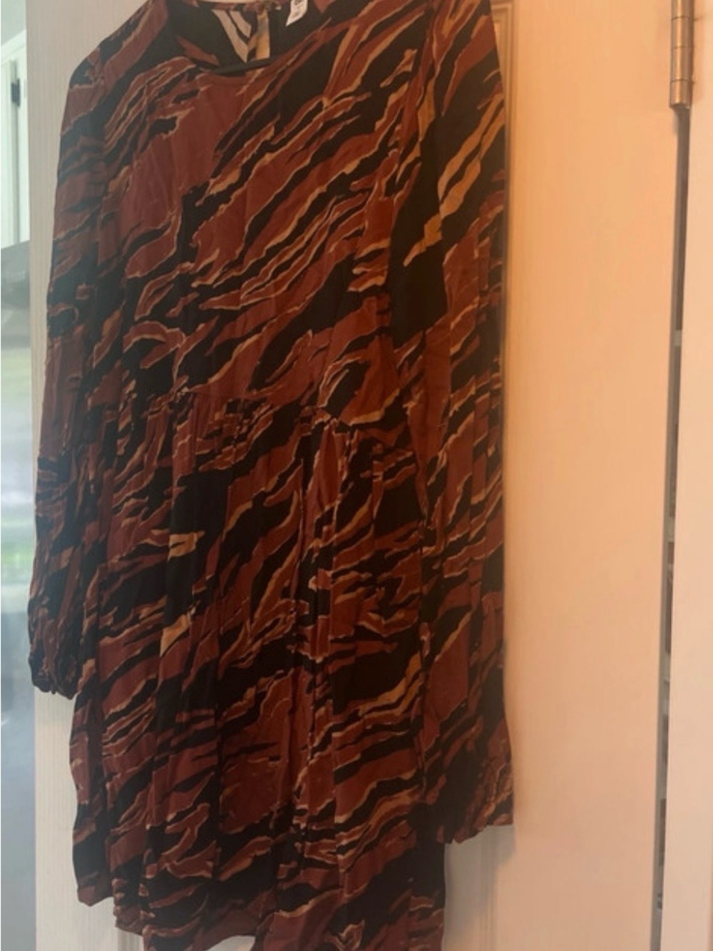 bp Long Sleeve Brown and Black Abstract Print Dress